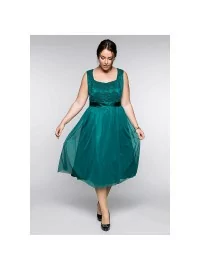 Romantiska Sheego kleita ar platām plecu lencēm