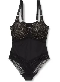 Triumph Aura Spotlight BSW kompresijas jaka ar kapuci