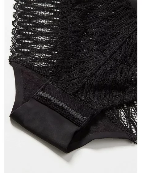 Triumph Aura Spotlight BSW kompresijas jaka ar kapuci