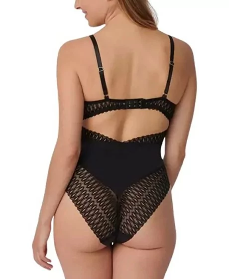 Triumph Aura Spotlight BSW kompresijas jaka ar kapuci