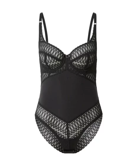 Triumph Aura Spotlight BSW kompresijas jaka ar kapuci