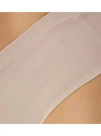 Triumph Smart Natural Hipster EX