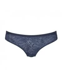 Triumph Amourette Charm Brazīlijas 01