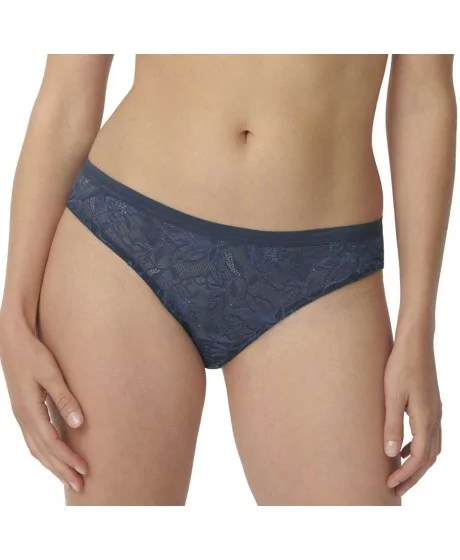 Triumph Amourette Charm Brazīlijas 01