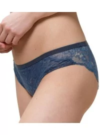 Triumph Amourette Charm Brazīlijas 01