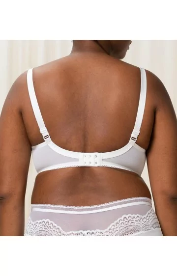 Triumph Beauty-Full Darling W02