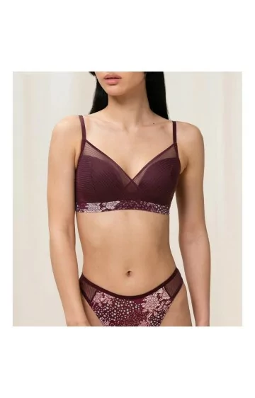 Triumph Lavish Spotlight P