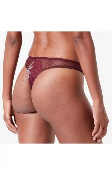 Triumph Lavish Spotlight Stringi ar augstu vidukli