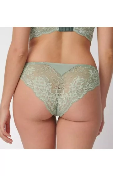 Triumph Amourette Charm Pure Brazīlijas