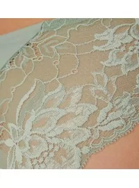 Triumph Amourette Charm Pure Brazīlijas