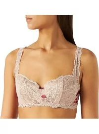 Triumph Amourette Allure WHP