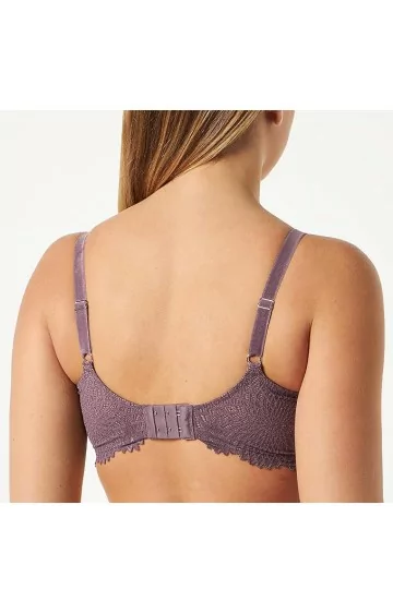 Triumph Velveteen Sensation N01