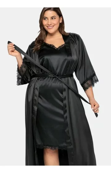 Vilinošs Sheego halāts