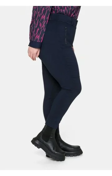 Sheego bikses ar augumu formējošu efektu