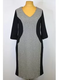 Sheego adīta kleita ar grafisku rakstu ielaidumu priekšpusē