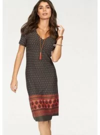 Boysen's adīta kleita