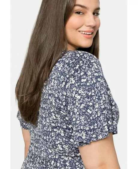 Sheego adīta kleita ar spārnotām piedurknēm