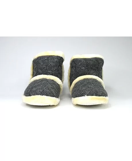 Siltas mājas čības