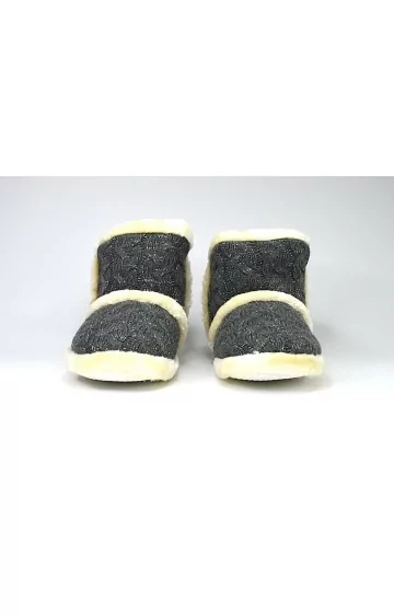 Siltas mājas čības