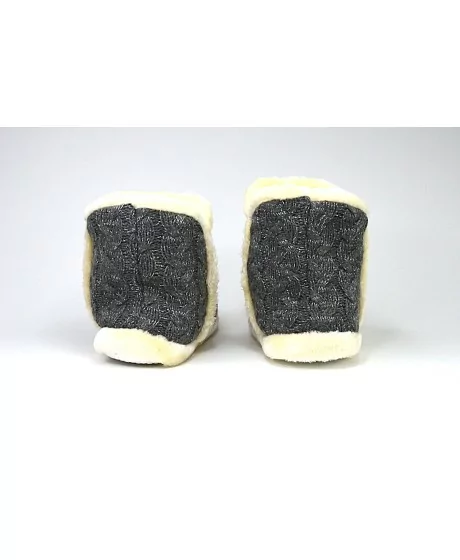 Siltas mājas čības