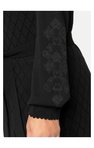 Adīta adīta Sheego kleita ar rakstu Adīta adīta Sheego kleita ar rakstu