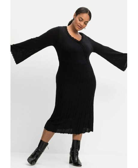 Trikotāžas Sheego kleita ar dziļu V veida izgriezumu