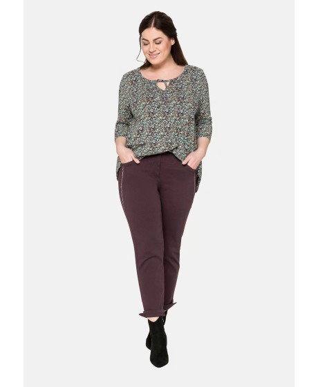 Šauri piegrieztas Sheego bikses