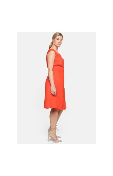 Sheego viskozes kleita bez piedurknēm