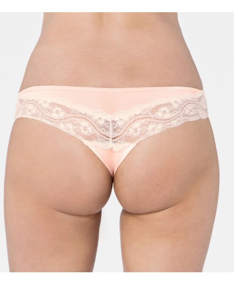 Triumph Lovely Micro Brazilian string