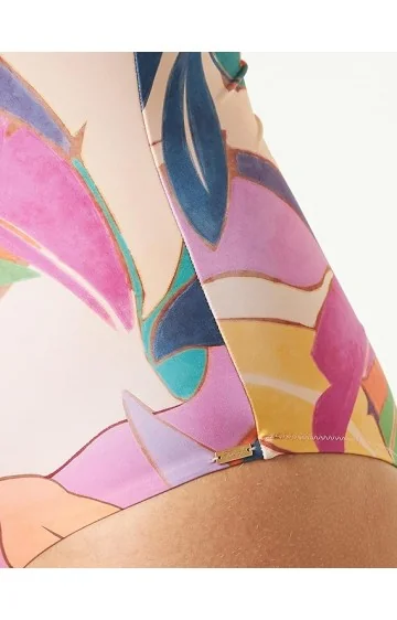 Triumph Summer Allure OPD Triumph Summer Allure OPD