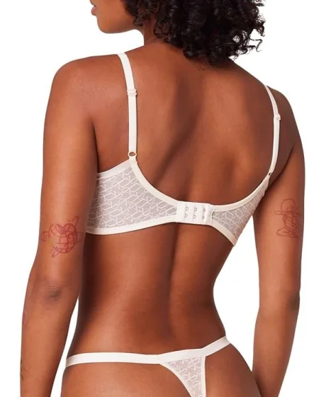 Triumph Signature Sheer P EX