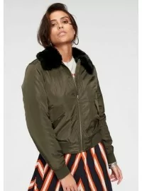 LAURA SCOTT jaka (bomber), izmēri aprakstā - 1