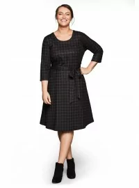 Sheego rūtaina kleita ar sānu kabatām