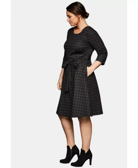 Sheego rūtaina kleita ar sānu kabatām