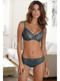 NUANCE krūšturis smaragda krāsā