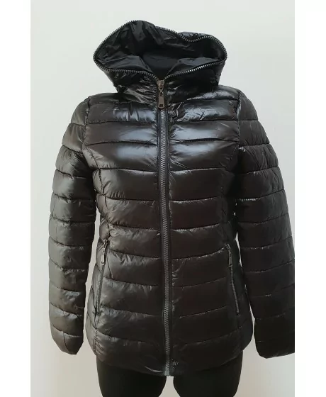 Īsa stepēta jaka ARTIKA