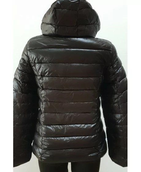 Īsa stepēta jaka ARTIKA