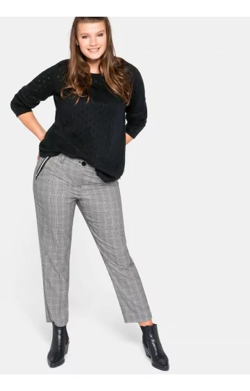 Kastētas melnas/baltas Sheego bikses