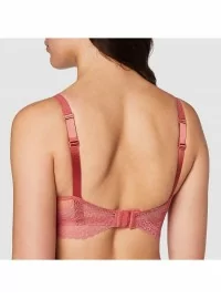 TRIUMFS SKAISTUMA PILNS MĪĻAIS W