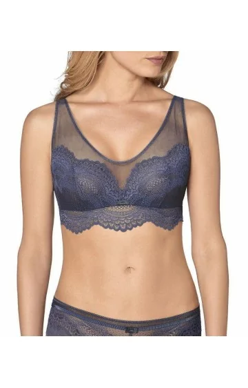 TRIUMFS SKAISTUMA PILNS MĪĻAIS W