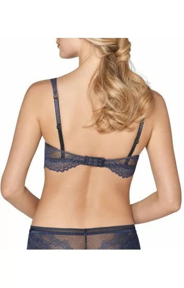 TRIUMFS SKAISTUMA PILNS MĪĻAIS W