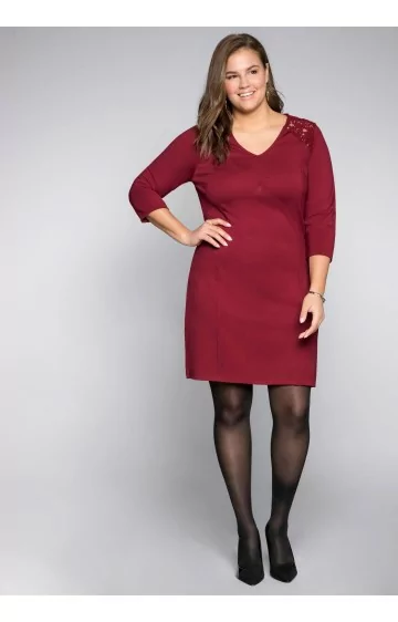 Īsa Sheego trikotāžas kleita