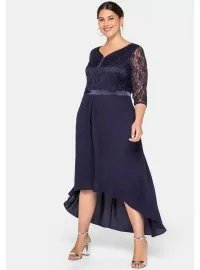 Sievišķīga un eleganta Sheego kleita