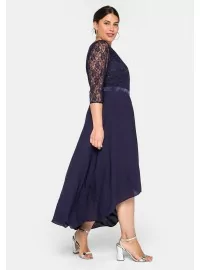 Sievišķīga un eleganta Sheego kleita