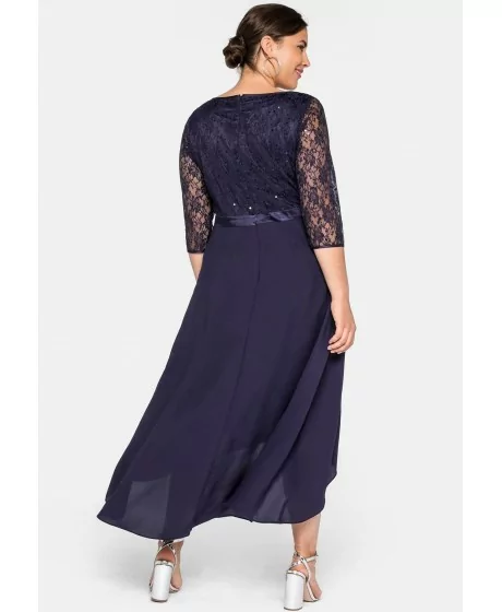 Sievišķīga un eleganta Sheego kleita