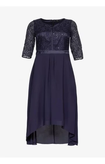 Sievišķīga un eleganta Sheego kleita