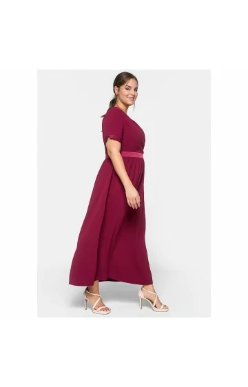 Garā Sheego krepa kleita ar oderi