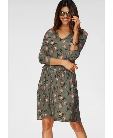 Adīta kleita no Boysen's kolekcijas