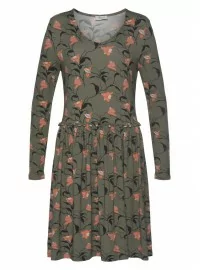 Adīta kleita no Boysen's kolekcijas