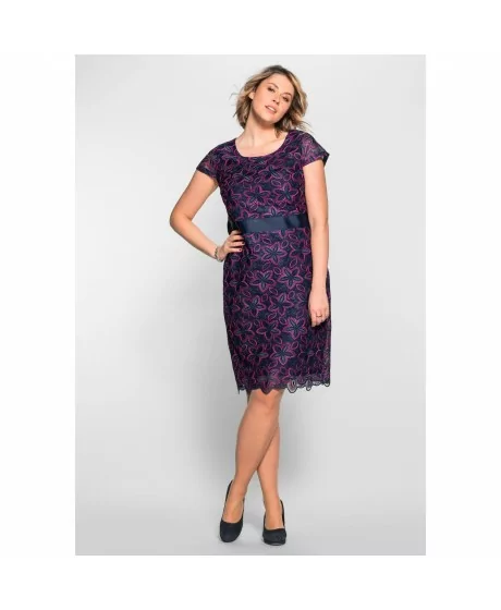 Joe Browns mežģīņu kleita